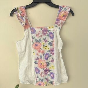 Versona White Floral Embroidered Blouse